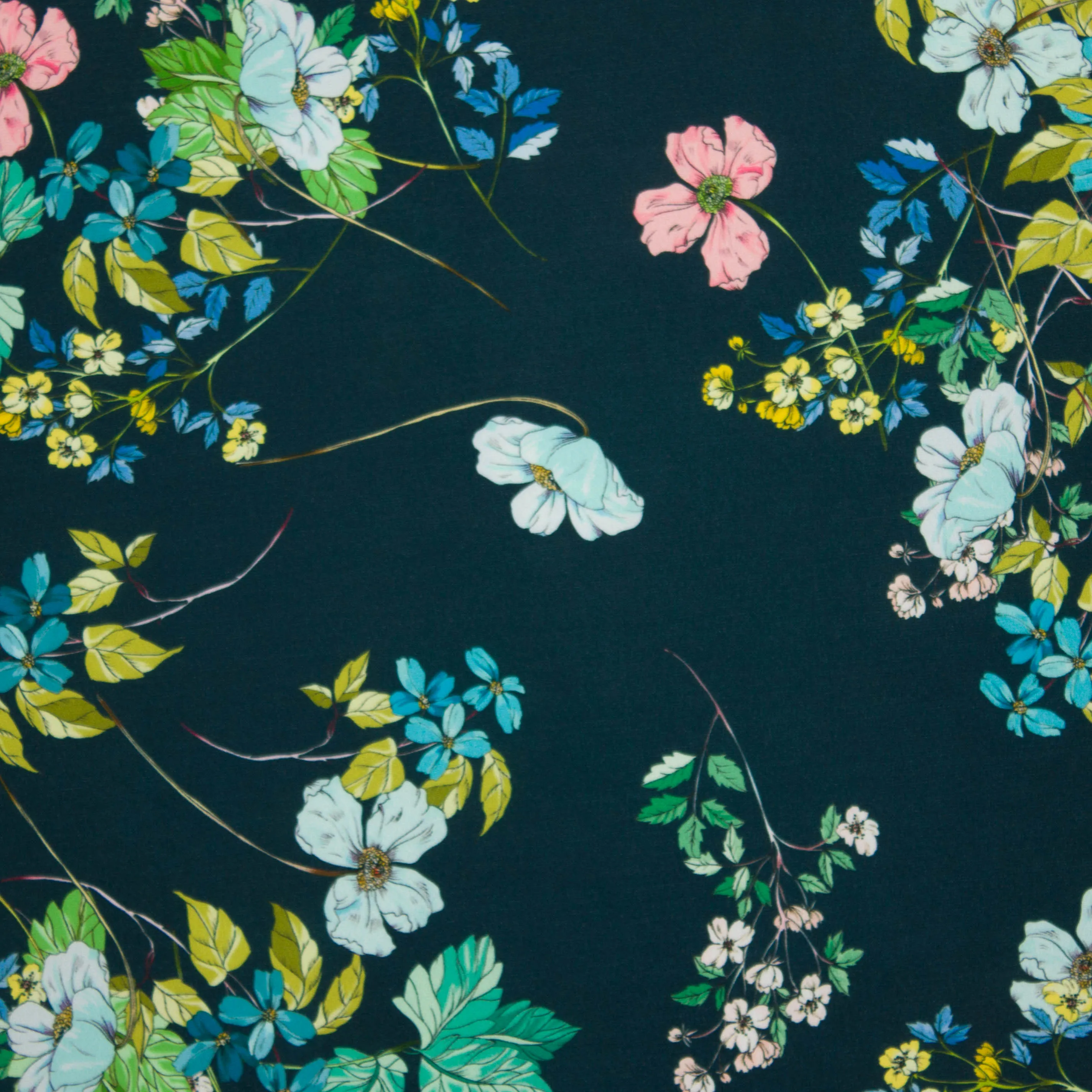 polyester tricot donkerblauw met een kleurrijke bloemenpartij